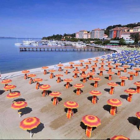Bamboo Floating House Portoroz Daire Dış mekan fotoğraf