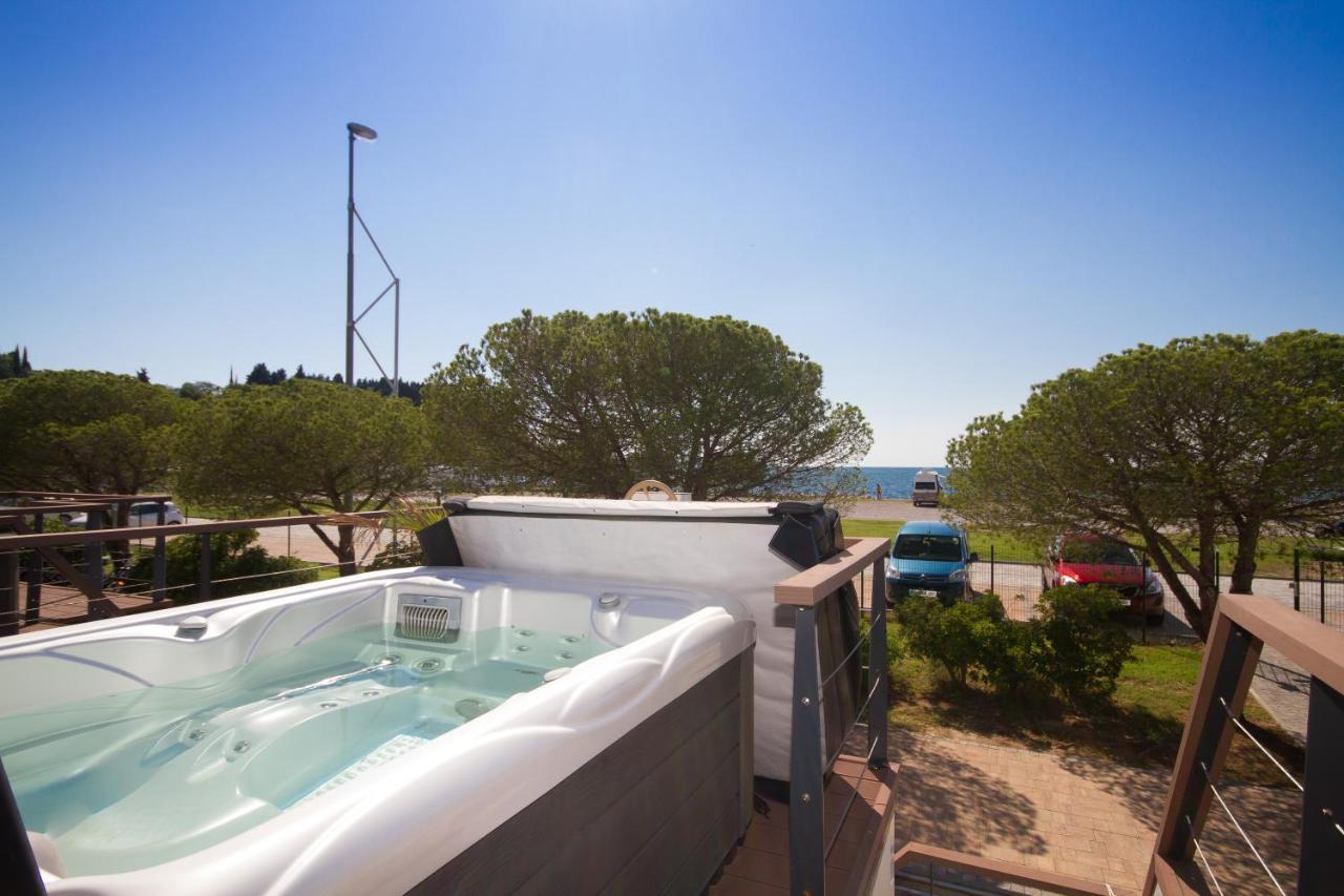 Bamboo Floating House Portoroz Daire Dış mekan fotoğraf