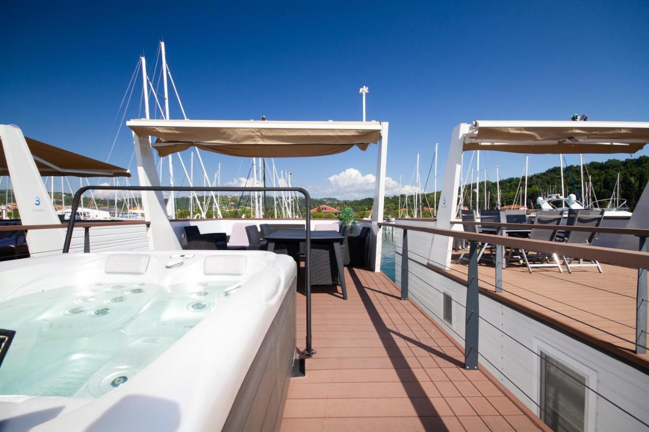 Bamboo Floating House Portoroz Daire Dış mekan fotoğraf