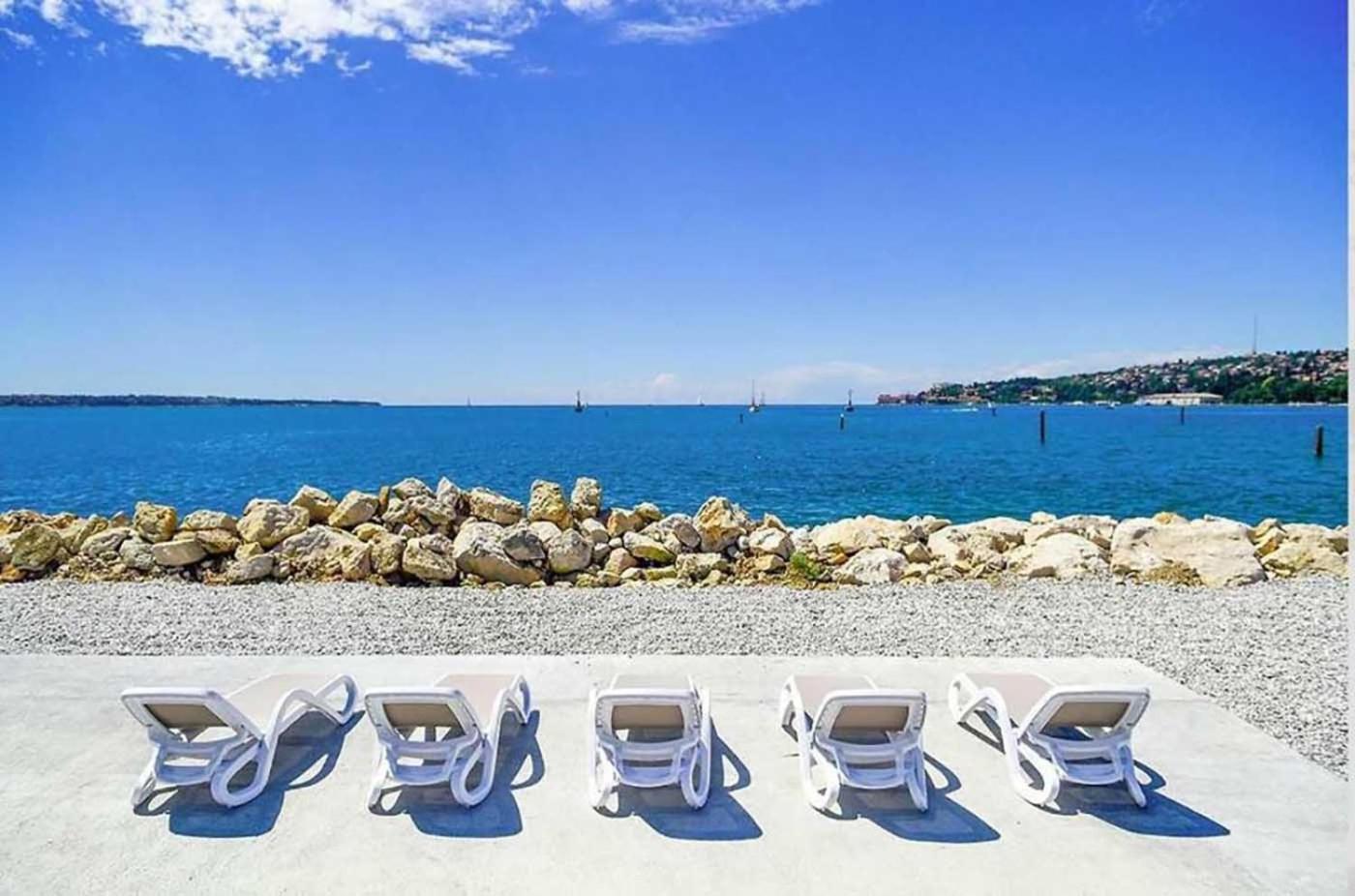 Bamboo Floating House Portoroz Daire Dış mekan fotoğraf
